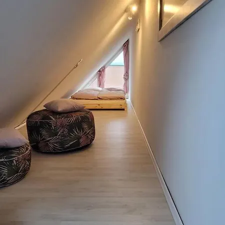 Watt'ne Bude In 부숨