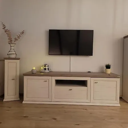 Watt'ne Bude In Apartment *