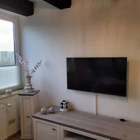 Appartement Watt Ne Bude In Buesum - Krabbeliebe Buesum