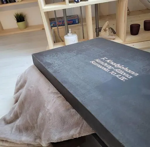 Watt'ne Bude In * בוסום